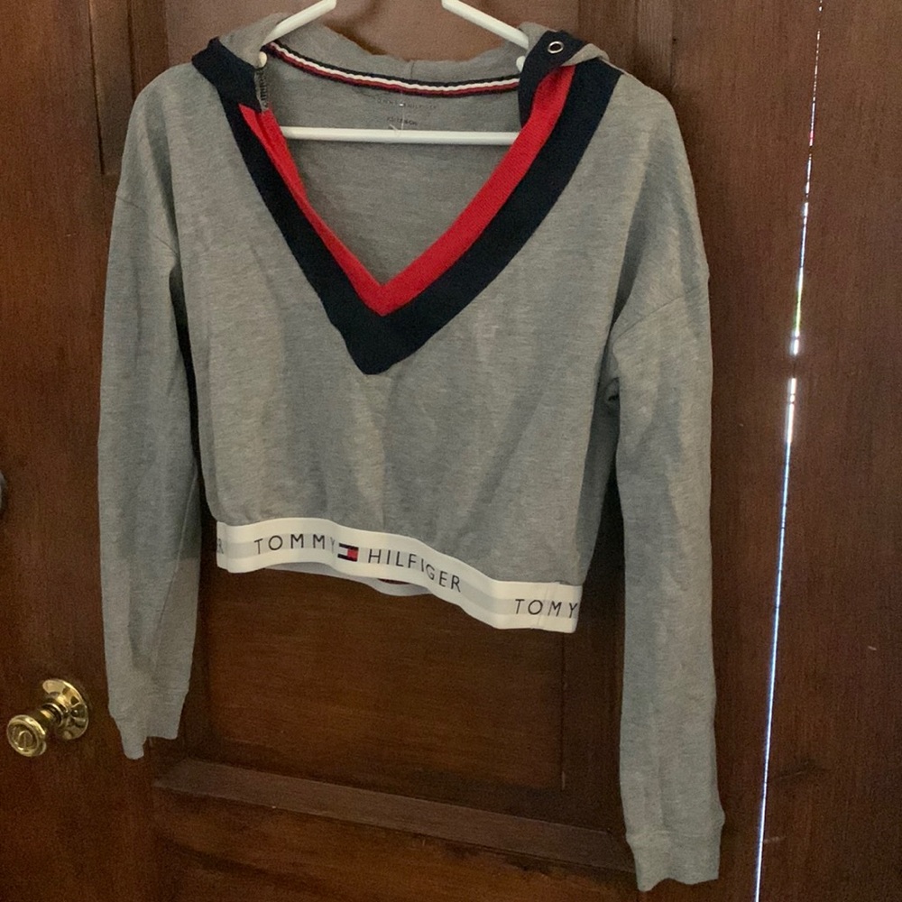 Tommy Hilfiger cropped hooded sweater